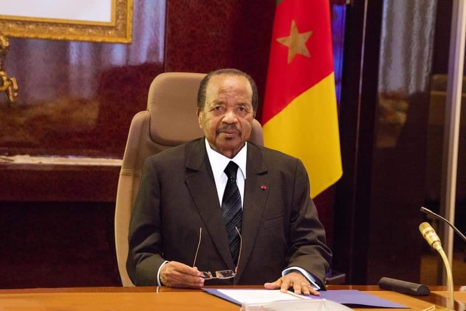 Cameroun: Paul Biya augmente de 5,2% les salaires des agents publics